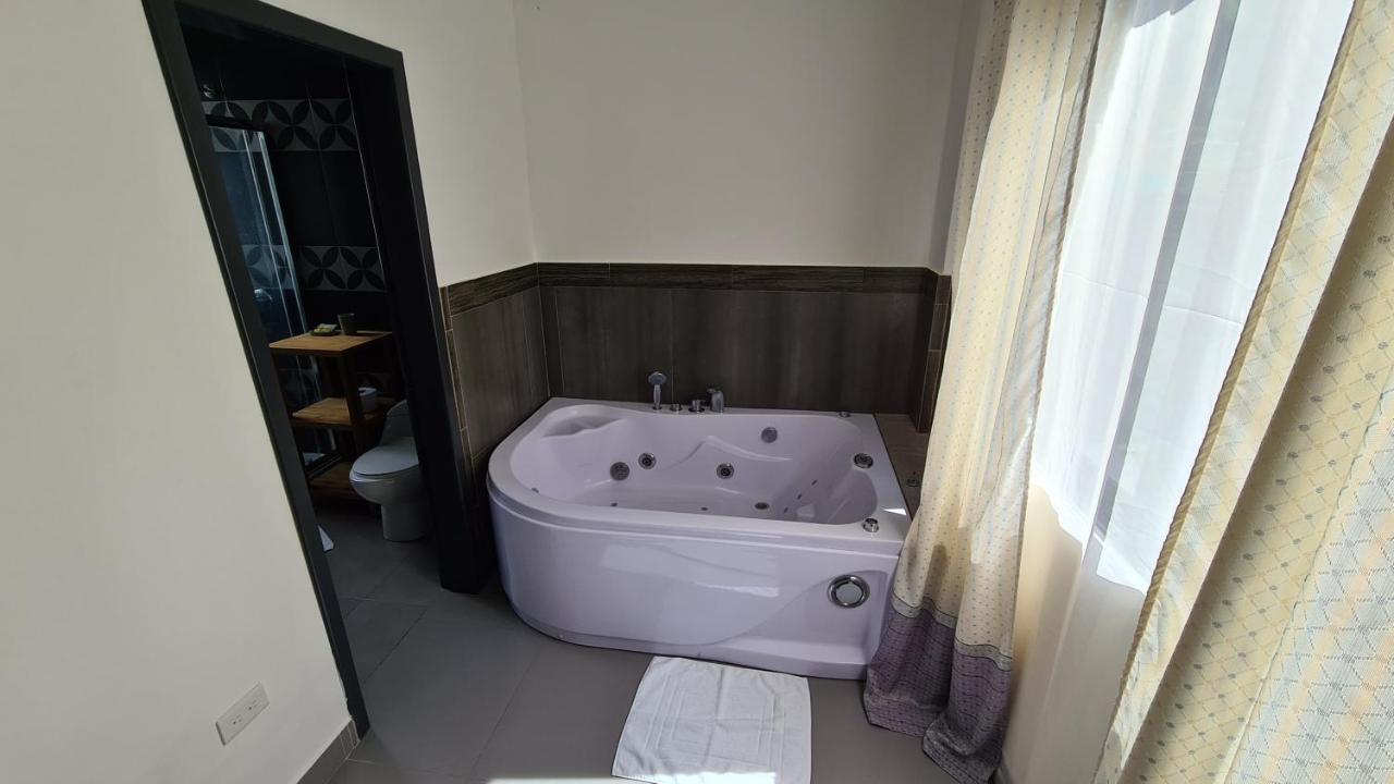 Elegante Apartamento Con Vistas Al Volcan Tungurahua Baños Extérieur photo