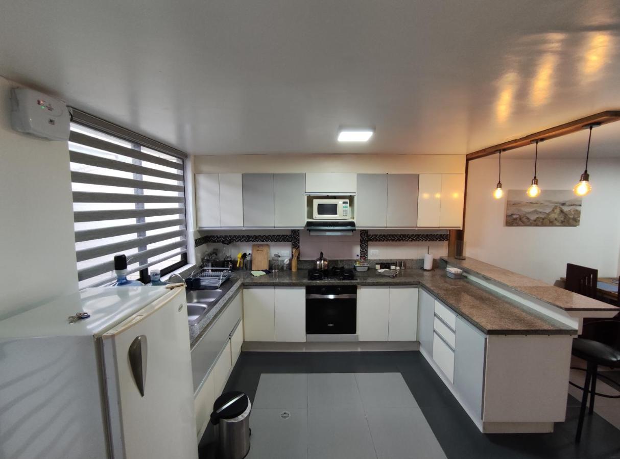 Elegante Apartamento Con Vistas Al Volcan Tungurahua Baños Extérieur photo