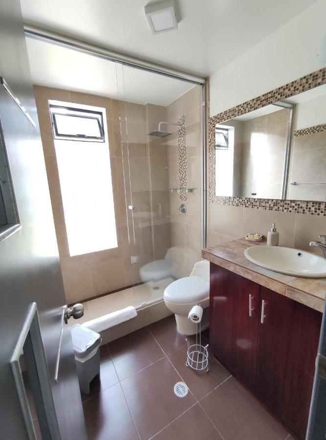 Elegante Apartamento Con Vistas Al Volcan Tungurahua Baños Extérieur photo