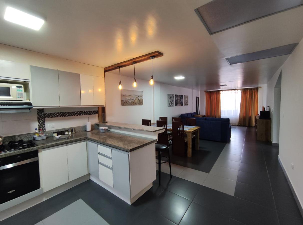 Elegante Apartamento Con Vistas Al Volcan Tungurahua Baños Extérieur photo
